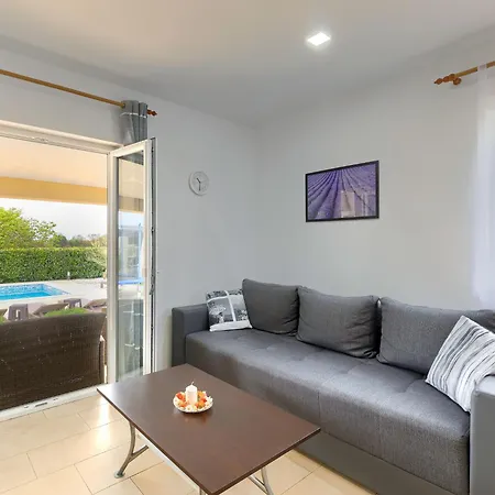 Paula - Pul488 By Interhome * Katarova Stancija
