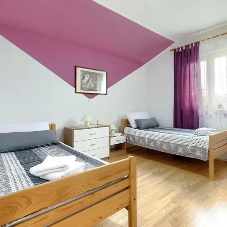 Paula - Pul488 By Interhome Katarova Stancija