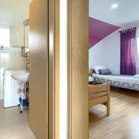Paula - Pul488 By Interhome