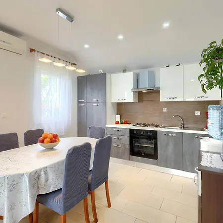 Paula - Pul488 By Interhome Katarova Stancija